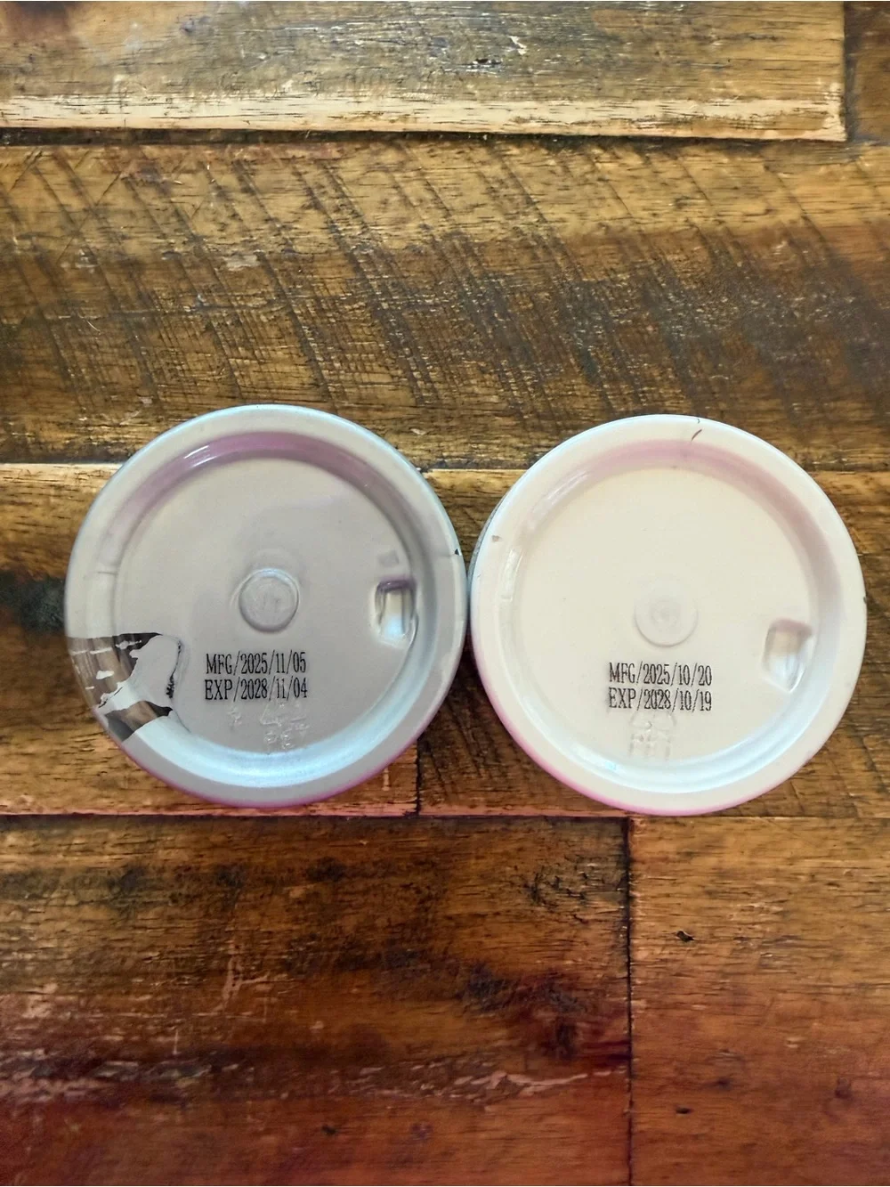 Men Lot of 2 KALANXUANN Gray & Silver White Temporary Color Hair Wax Strong Hold